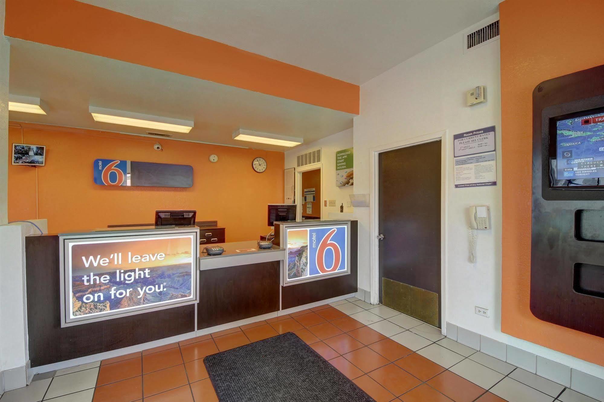 Motel 6-San Antonio, Tx - Downtown - Market Square Extérieur photo