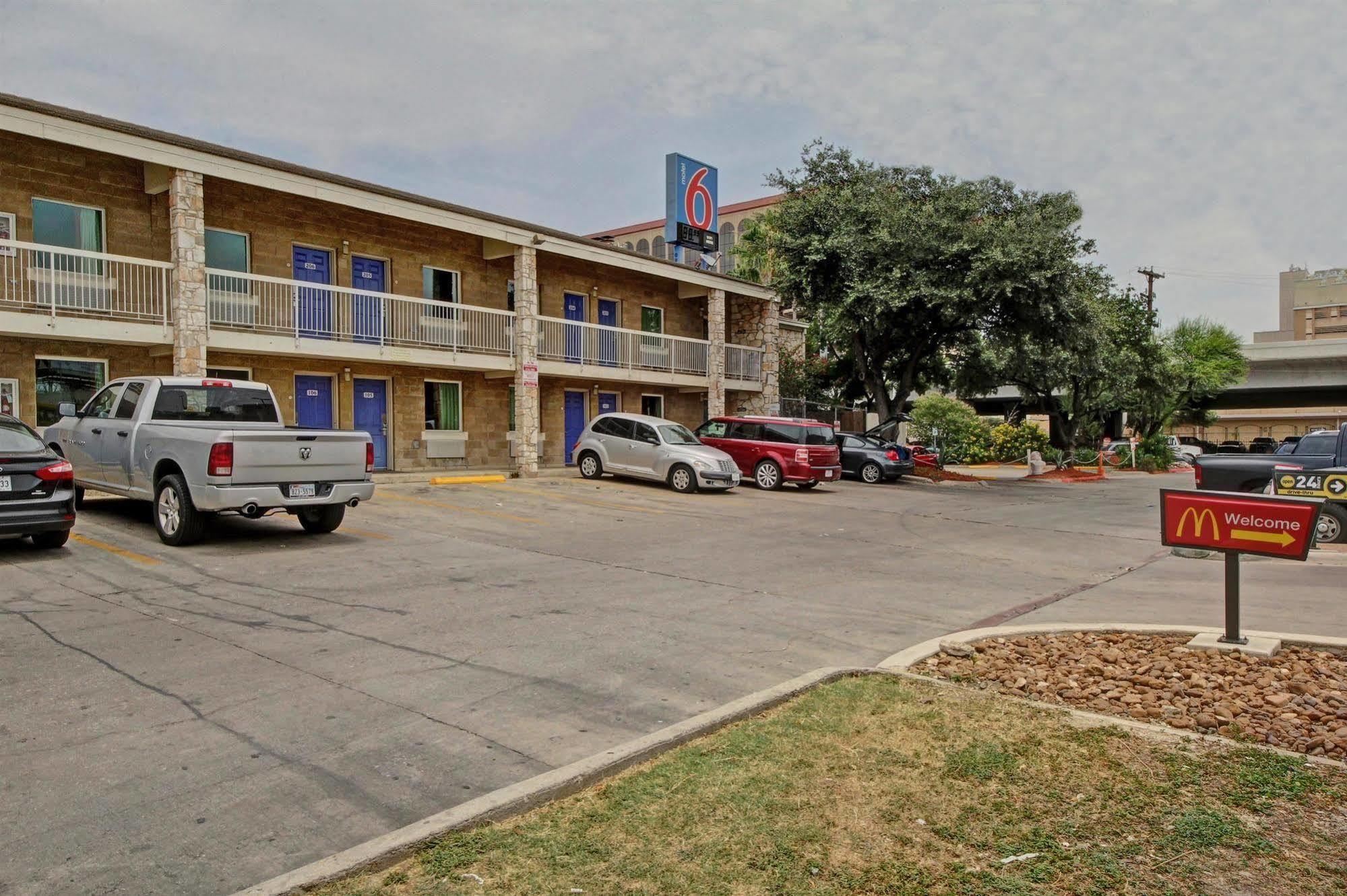 Motel 6-San Antonio, Tx - Downtown - Market Square Extérieur photo