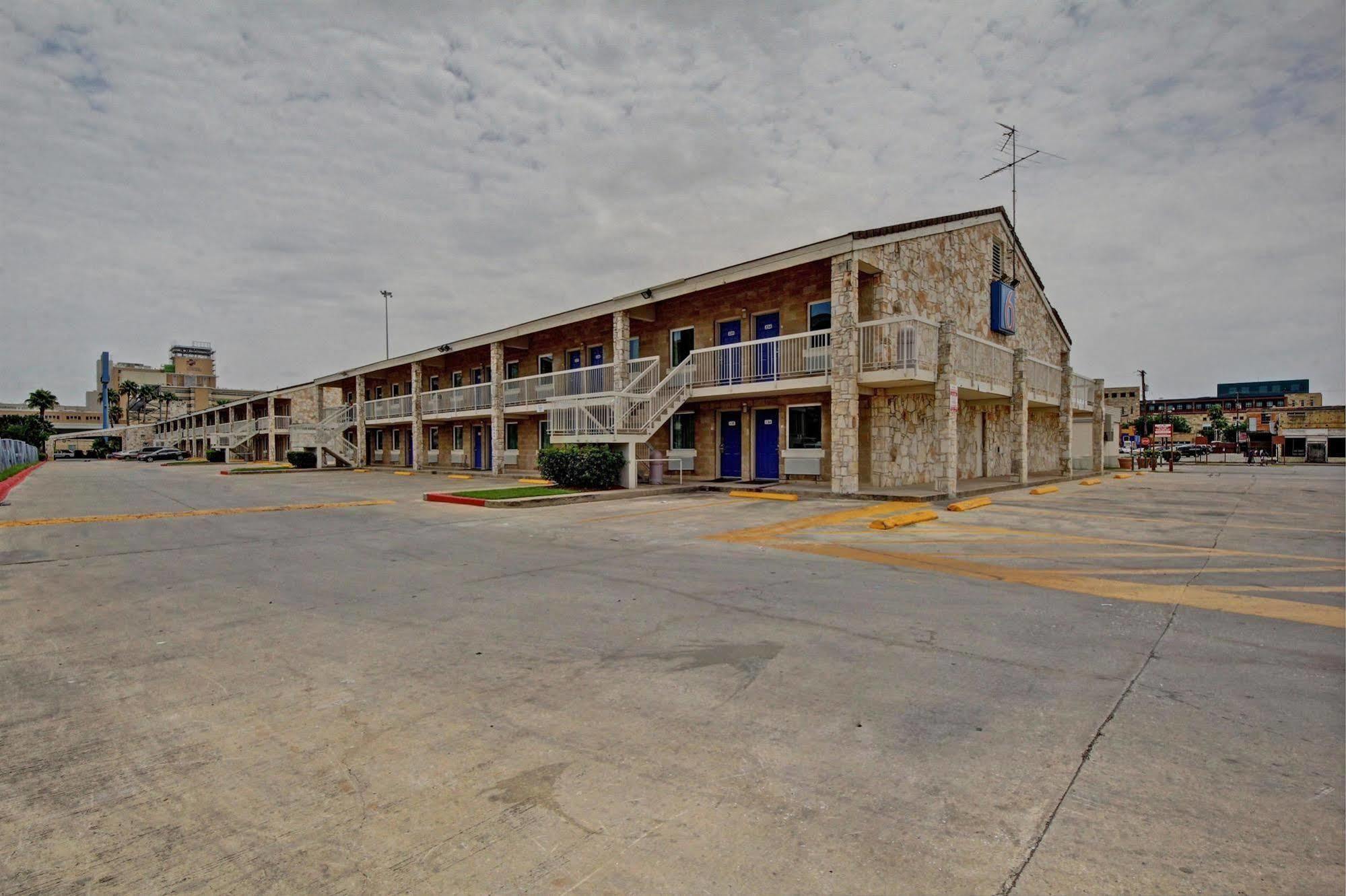 Motel 6-San Antonio, Tx - Downtown - Market Square Extérieur photo