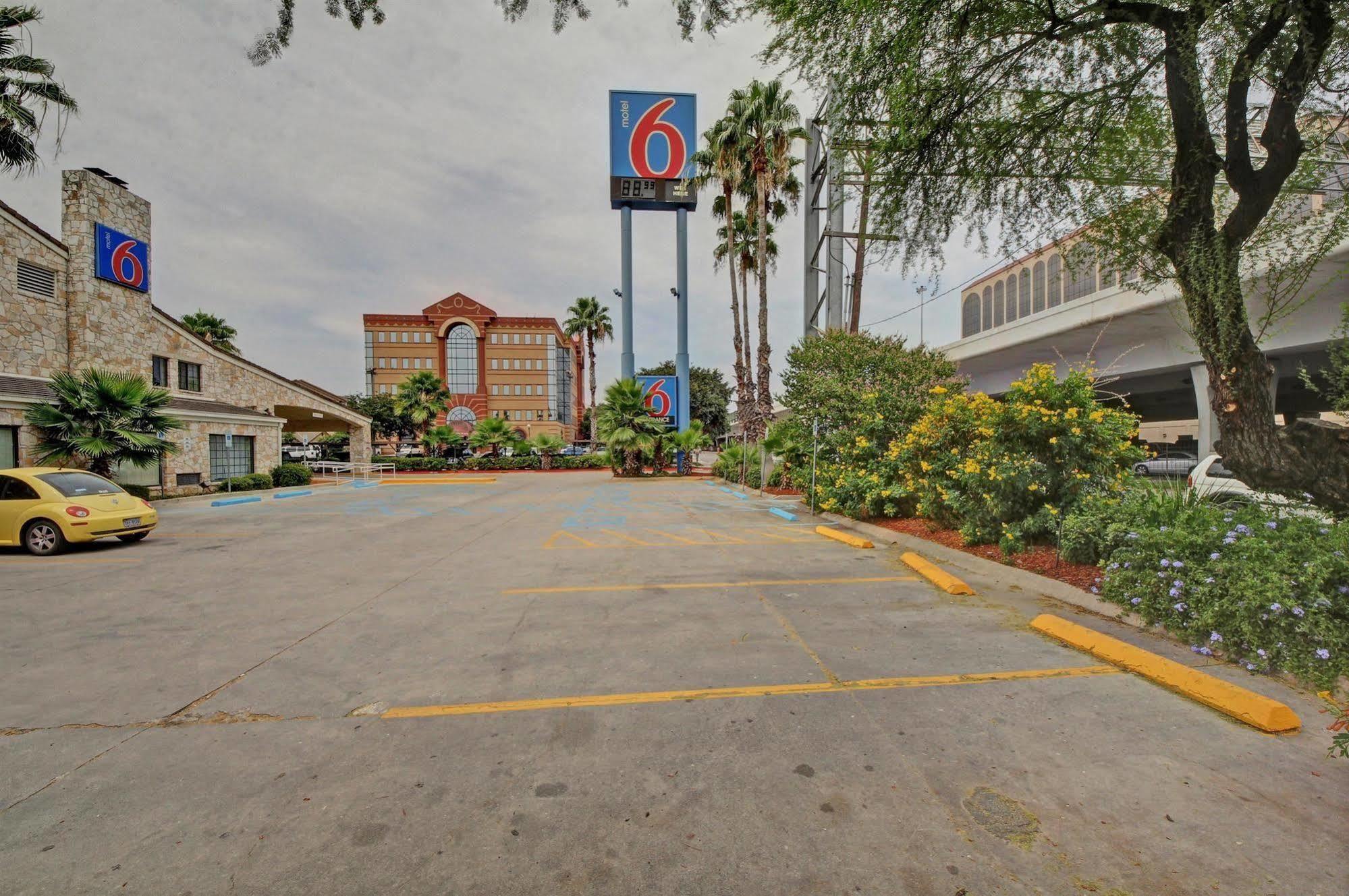 Motel 6-San Antonio, Tx - Downtown - Market Square Extérieur photo