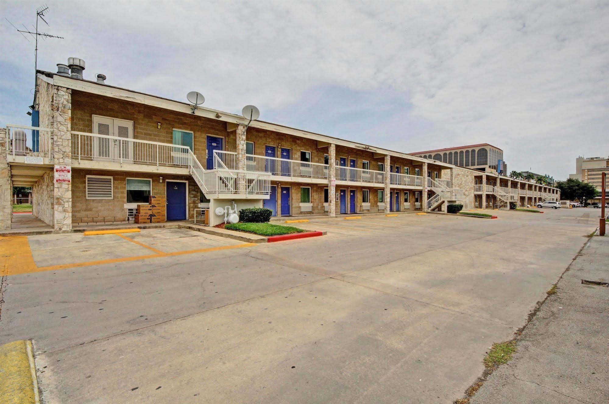 Motel 6-San Antonio, Tx - Downtown - Market Square Extérieur photo